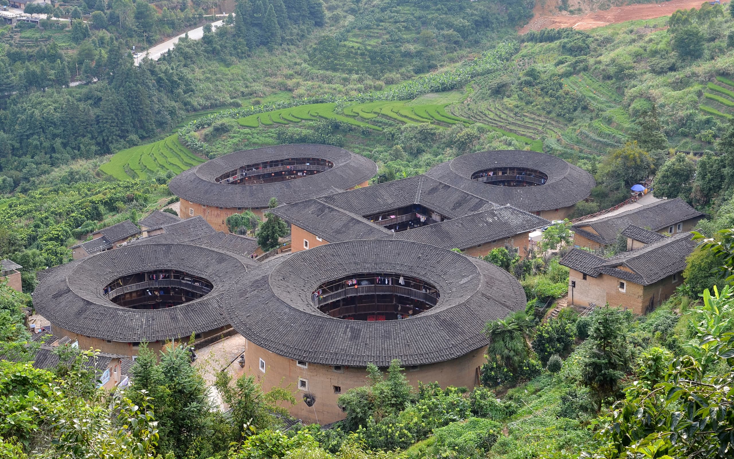 Mountains and Sea of Minnan · Fuzhou, Quanzhou, Yongding & Xiamen 6-Day Tour